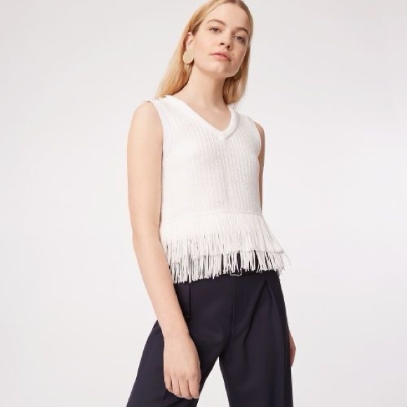 Club Monaco Tops - Club Monaco White Fringe Knit Tank Top Gold Button Detail Textured Cotton
